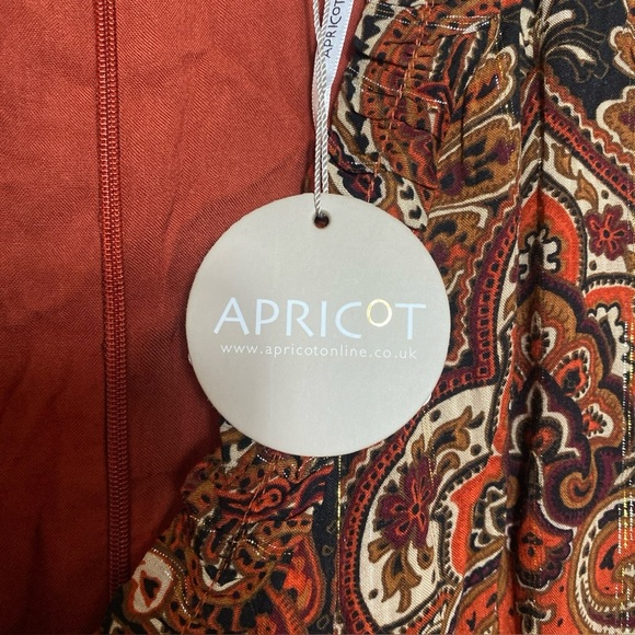 Apricot Paisley Midi Dress with Ruffles Size L - Picture 10 of 13